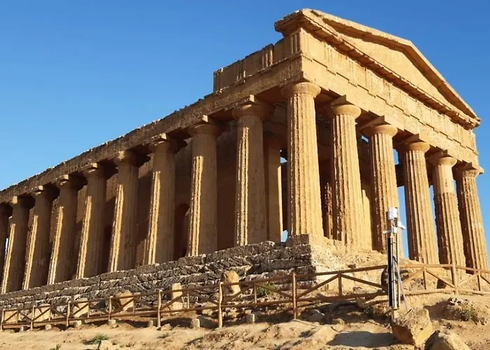 ベッド・アンド・ブレックファスト Le Vie D'arte 3*