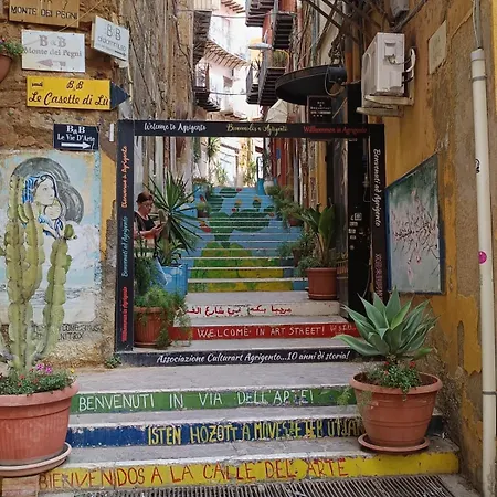 Le Vie D'arte 3* Агридженто